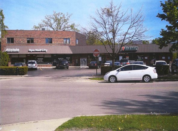 555 Roger Williams Ave, Highland Park, IL 60035